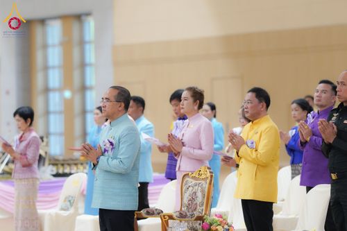 ภาพ No.196089:ผู้ว่าปทุมฯ เปิดงานวันครู ครั้งที่ 69 พ.ศ. 2568 จังหวัดปทุมธานี “เรียนดี มีความสุข : ครูไทยร่วมใจปฏิวัติการศึกษา เด็กฉลาดคิด ฉลาดทำ” ณ วัดพระธรรมกาย - รวมใจระลึกถึงพระคุณบูรพาจารย์ ยกย่องเชิดชูเกียรติผู้ประกอบวิชาชีพทางการศึกษาที่ประกอบคุณงามความดี 