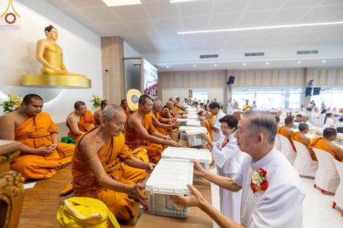 ภาพ No.123925:พิธีถวายสังฆทาน 323 วัด 4 จังหวัดชายแดนภาคใต้ ครั้งที่ 166 ณ ศูนย์ปฏิบัติธรรมภาคใต้ อ.บางกล่ำ จ.สงขลา วันเสาร์ที่ 17 กุมภาพันธ์ พ.ศ. 2567