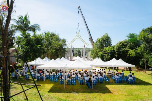 ภาพ No.95579:ปฐมกฐินศูนย์ปฏิบัติธรรมแก้วภูเรือ เพื่อสร้าง "มหาวิหาร" ณ ศูนย์ปฏิบัติธรรมแก้วภูเรือ อ.ภูเรือ จ.เลย วันเสาร์ที่ 18 พฤศจิกายน พ.ศ. 2566