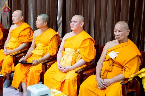 ภาพ No.238713:วันเสาร์ที่ 16 สิงหาคม พ.ศ. 2568 สัมมนาคณะสงฆ์โครงการกฐินสามัคคี 30,000 วัดทั่วไทย เพื่อฟื้นฟูพระพุทธศาสนา ณ แผ่นดินทอง พระมหาเจดีย์ทัตตชีโว ศูนย์อบรมเยาวชนกาญจนบุรี