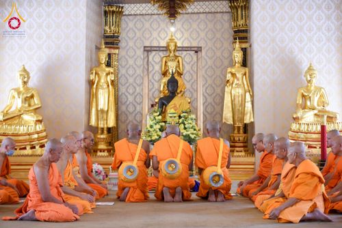 ภาพ No.278139:วันเสาร์ที่ 6 ธันวาคม พ.ศ. 2568 พิธีเวียนประทักษิณ ขอขมามอบผ้าไตร บรรพชาอุปสมบทหมู่ธรรมทายาท จำนวน 53 รูป โครงการอุปสมบทหมู่ รุ่นบูชาธรรมมหาปูชนียาจารย์ ประจำปี 2568 จังหวัดสระบุรี