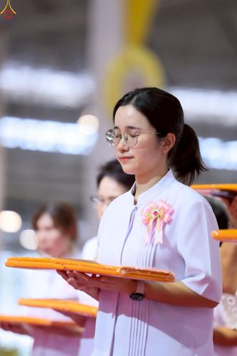 ภาพ No.243970:วันอาทิตย์ที่ 7 กันยายน พ.ศ. 2568 พิธีทอดผ้าป่าสมทบกฐินวัดพระธรรมกาย และสมทบกฐิน 30,000 วัดทั่วไทย ครั้งที่ 2 ณ ห้องแก้วสารพัดนึก 1 วัดพระธรรมกาย