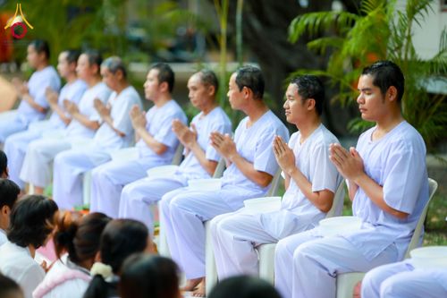ภาพ No.135757:พิธีปลงผมธรรมทายาท โครงการบรรพชาและอุปสมบทหมู่ รุ่นบูชาธรรม 80 ปี หลวงพ่อธัมมชโย ณ หมู่บ้านบรรลุธรรม วัดพระธรรมกาย วันที่ 7 เมษายน พ.ศ. 2567