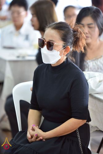 ภาพ No.267603:วันที่ 7 พฤศจิกายน พ.ศ. 2568 พสกนิกรอำเภอคลองหลวง รวมใจบำเพ็ญกุศลปัณรสมวาร (15 วัน) อุทิศถวายเป็นพระราชกุศลแด่ “สมเด็จพระพันปีหลวง” ณ วัดพระธรรมกาย