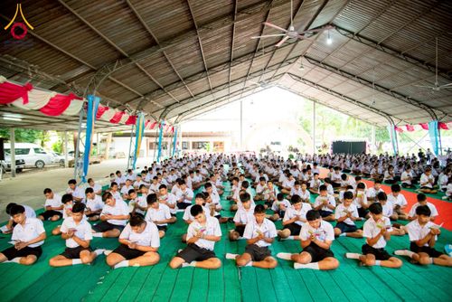 ภาพ No.271218:วันที่ 18 พฤศจิกายน พ.ศ. 2568 รวมพลังเด็กดี V-Star ผู้นำฟื้นฟูศีลธรรมโลก ประจำปี 2568 จังหวัดราชบุรี ณ ศูนย์อบรมเยาวชนผาสุกวนิช