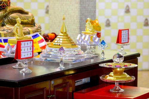 ภาพ No.245057:วันที่ 30-31 สิงหาคม พ.ศ. 2568 พิธีฉลองสมโภช พระบรมสารีริกธาตุ ณ วัดพระธรรมกายกัวลาลัมเปอร์ ประเทศมาเลเซีย เพื่ออัญเชิญไปประดิษฐาน ณ วัดพุทธมหาวิหาร ประเทศศรีลังกา