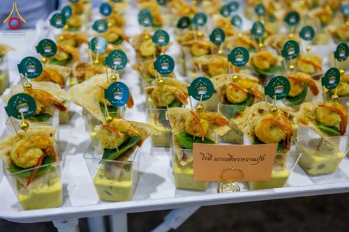 ภาพ No.120651:พิธีถวายภัตตาหารเป็นสังฆทาน แด่คณะพระธรรมยาตรา ปีที่ 12 วันที่ 29 มกราคม พ.ศ. 2567 ณ สภาธรรมกายสากล วัดพระธรรมกาย