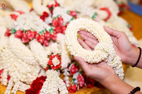 ภาพ No.251297:วันที่ 10 ตุลาคม พ.ศ. 2568 พิธีปฏิบัติธรรม ในวันคล้ายวันเกิด 141 ปี พระมงคลเทพมุนี (สด จนฺทสโร) พระผู้ปราบมาร ณ สภาธรรมกายสากล วัดพระธรรมกาย