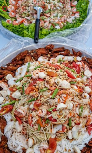 ภาพ No.106731:พิธีถวายภัตตาหารเป็นสังฆทาน แด่คณะพระธรรมยาตราฯ ในโครงการธรรมยาตรากตัญญูบูชา มหาปูชนียาจารย์ พระมงคลเทพมุนี(สด จนฺทสโร) พระผู้ปราบมาร อนุสรณ์สถาน 7 แห่ง ปีที่ 12 วันที่ 6 มกราคม พ.ศ. 2567 ณ อนุสรณ์สถานโลตัสแลนด์ จ.สุพรรณบุรี