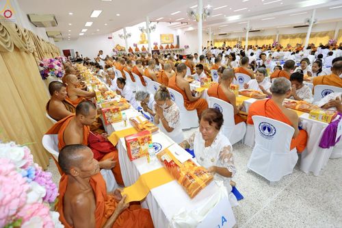 ภาพ No.235762:วันที่ 27 กรกฎาคม พ.ศ. 2568 พิธีถวายมหาสังฆทาน 114 วัด ครบรอบ 14 ปี ธุดงคสถานนครธรรม ณ ธุดงคสถานนครธรรม จ.นครศรีธรรมราช