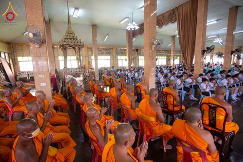 ภาพ No.205228:พิธีทอดผ้าป่าทำนุบำรุงศาสนสถาน ณ วัดบางขัน ตำบลคลองหนึ่ง อำเภอคลองหลวง จังหวัดปทุมธานี ในโครงการธรรมยาตรา กตัญญูบูชา มหาปูชนียาจารย์ พระมงคลเทพมุนี(สด จนฺทสโร) พระผู้ปราบมาร อนุสรณ์สถาน 7 แห่ง ปีที่ 13 วันที่ 30 มกราคม พ.ศ. 2568