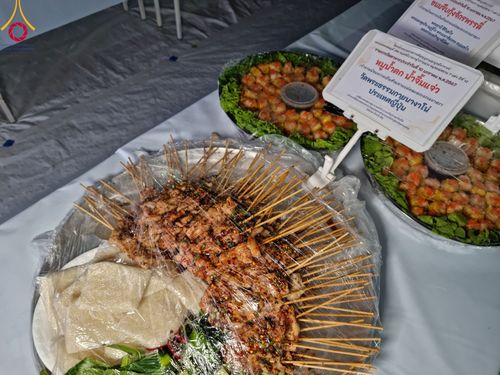 ภาพ No.109222:พิธีถวายภัตตาหารเป็นสังฆทาน แด่คณะพระธรรมยาตราฯ วันที่ 10 มกราคม พ.ศ. 2567 ณ อนุสรณ์สถานคลองบางนางแท่น อ.สามพราน จ.นครปฐม