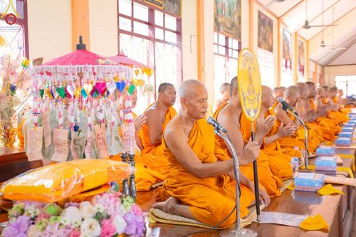 ภาพ No.200423:พิธีทอดผ้าป่าทำนุบำรุงศาสนสถาน ณ วัดผาสุการาม ตำบลบางไทรป่า อำเภอบางเลน จังหวัดนครปฐม ในโครงการธรรมยาตรา กตัญญูบูชา มหาปูชนียาจารย์ พระมงคลเทพมุนี(สด จนฺทสโร) พระผู้ปราบมาร อนุสรณ์สถาน 7 แห่ง ปีที่ 13 วันที่ 22 มกราคม พ.ศ. 2568