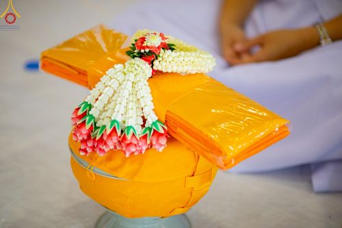 ภาพ No.214994:วันเสาร์ที่ 5 เมษายน พ.ศ. 2568 พิธีเวียนประทักษิณรอบพระมหาธรรมกายเจดีย์  พิธีวันทาเจดีย์ พิธีขอขมาและมอบผ้าไตร ในโครงการบรรพชาสามเณรฟื้นฟูพระพุทธศาสนาทั่วไทย , โครงการหน่อแก้วเปรียญธรรม รุ่นที่ 13 ,  โครงการสามเณรยุวธรรมทายาท รุ่นที่ 33 , โครงการสามเณรมั