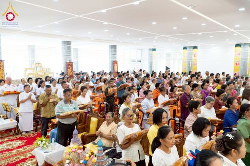 ภาพ No.251388:วันที่ 11 ตุลาคม พ.ศ. 2568 พิธีทอดกฐินสามัคคีทั่วไทย 30,000 วัด โดยคณะศิษยานุศิษย์ บูชาธรรม 81 ปี หลวงพ่อธัมมชโย ณ วัดท่ามะยม นครราชสีมา