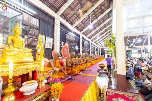 ภาพ No.162445:โครงการกฐินสามัคคีทั่วไทย 30,000 วัด  บูชาธรรม 80 ปี หลวงพ่อธัมมชโย  โดย คณะศิษยานุศิษย์วัดพระธรรมกาย ณ วัดลานตากฟ้า อ.นครชัยศรี จ.นครปฐม วันศุกร์ที่ 18 ตุลาคม พ.ศ. 2567