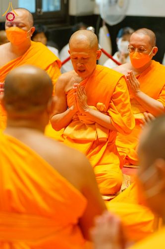 ภาพ No.62098:พิธีอุปสมบทในโครงการอุปสมบทหมู่ บูชาธรรมหลวงพ่อธัมมชโย พ.ศ.2567 ณ อุโบสถ วัดพระธรรมกาย จ.ปทุมธานี วันที่ 13-15 เมษายน พ.ศ. 2567