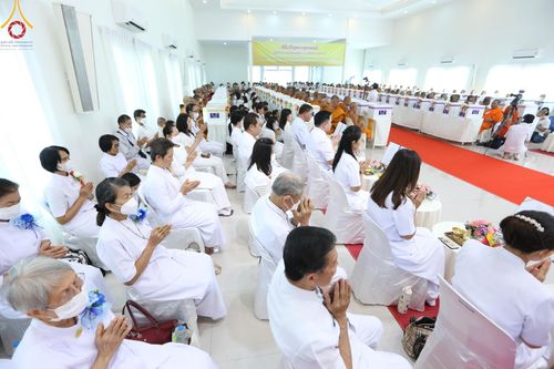 ภาพ No.107291:พิธีเจริญพระพุทธมนต์ ปฏิบัติธรรม มอบทุนการศึกษา ถวายสังฆทาน 140 วัด ณ ศุนย์ปฏิบัติธรรมพระมงคลเทพมุนี อ.สองพี่น้อง จ.สุพรรณบุรี วันเสาร์ที่ 6 มกราคม พ.ศ. 2567