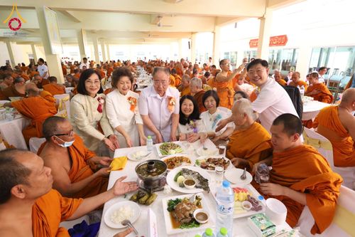 ภาพ No.178818:พิธีถวายมหาสังฆทาน 340 วัด จังหวัดบุรีรัมย์ ณ วัดกลางพระอารามหลวง จังหวัดบุรีรัมย์ โดยคณะศิษยานุศิษย์บูชาธรรม 80 ปี หลวงพ่อธัมมชโย วันที่ 15 ตุลาคม พ.ศ. 2567