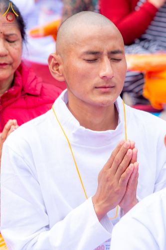 ภาพ No.209755:วันที่ 28 กุมภาพันธ์ พ.ศ.2568 พิธีเปิดโครงการบวชสามเณร พิธีถวายไทยธรรม พิธีขอขมามอบผ้าไตร  ณ เมืองปาตัน ประเทศเนปาล