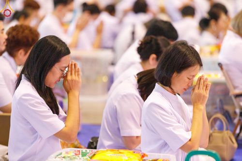 ภาพ No.126501:พิธีตักบาตร ในวันอาทิตย์ต้นเดือนที่ 3 มีนาคม พ.ศ. 2567 ณ บ้านแก้วเรือนทองคุณยายฯ วัดพระธรรมกาย