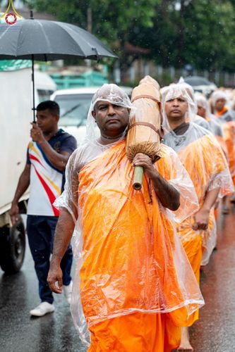 ภาพ No.140919:PhotoStory มหาศรัทธา ธรรมยาตราศรีลังกา EP.5 โครงการสยาม-ลังกา ธรรมยาตรา ฉลองเทศกาลวิสาขบูชาแห่งชาติ ศรีลังกา บูชาธรรม 80 ปีหลวงพ่อธัมมชโย เส้นทางจาก เมืองดัมบูลลา ไปยัง เมืองมาตะเล ตั้งแต่วันที่ 17-20 พฤษภาคม พ.ศ.2567