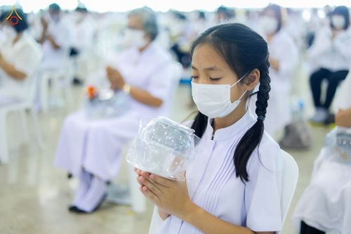 ภาพ No.76624:พิธีถวายโคมมาฆประทีป น้อมถวายเป็นพุทธบูชา แด่คณะพระภิกษุ สามเณร วัดพระธรรมกาย วันที่ 25 กุมภาพันธ์ พ.ศ. 2566