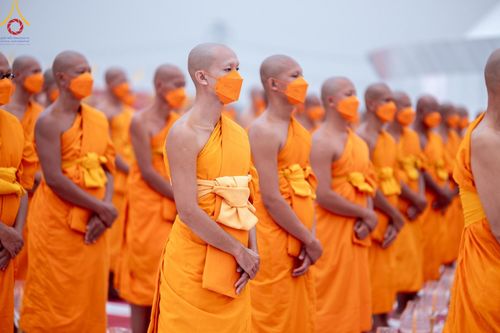 ภาพ No.118169:พิธีจุดประทีปถวายเป็นพุทธบูชา และบูชาธรรมมหาปูชนียาจารย์ พระมงคลเทพมุนี(สด จนฺทสโร) วันที่ 24 มกราคม พ.ศ. 2567 ณ อนุสรณ์สถานบางปลา อ.บางเลน จ.นครปฐม