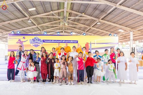 ภาพ No.111382:กิจกรรมงานวันเด็กแห่งชาติ รวมพลังเด็กเก่งและดี สร้างความดีสากล ปีที่ 6 ร่วมจัดโดย เทศบาลเมืองท่าโขลง พุทธสมาคมปทุมธานี องค์การบริหารส่วนตำบลคลองสาม ณ วัดพระธรรมกาย จ.ปทุมธานี วันที่ 13 มกราคม พ.ศ. 2567