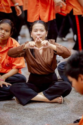 ภาพ No.246380:วันที่ 8-9 กันยายน พ.ศ. 2568 ศูนย์ปฏิบัติธรรมสมุทรปราการ นำทีมจัดอบรมโครงการอบรมคุณธรรม , จริยธรรม ในหัวข้อ การค้นพบศักยภาพในตนเอง เพื่อพัฒนานิสัย ผ่านนวัตกรรมความดีสากล ณ โรงเรียนวัดราษฎ์บูรณะ ต.บางปลา อ.บางพลี จ.สมุทรปราการ