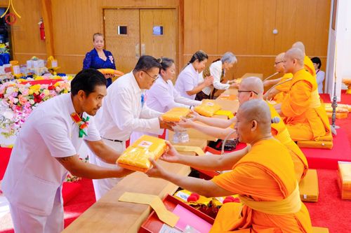 ภาพ No.100791:พิธีทอดกฐินสามัคคี "เพื่อสร้างทุกสิ่ง"  ณ วัดพระธรรมกายมินเนโซตา สหรัฐอเมริกา วันอาทิตย์ที่ 12 พฤศจิกายน พ.ศ. 2566