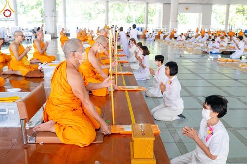 ภาพ No.102214:พิธีบุพเปตพลี ครั้งที่ 144 อุทิศบุญแด่หมู่ญาติที่ล่วงลับไปแล้ว และสืบทอดอายุพระพุทธศาสนา วันอังคารที่ 12 ธันวาคม พ.ศ. 2566 (วันพระแรม 15 ค่ำ เดือน 12) ณ หอฉันคุณยายอาจารย์ฯ วัดพระธรรมกาย