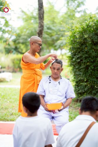 ภาพ No.278228:วันศุกร์ที่ 5 ธันวาคม พ.ศ. 2568 (วันพ่อแห่งชาติ) พิธีบรรพชาอุปสมบทหมู่ธรรมทายาท จำนวน 16 รูป โครงการบรรพชาอุปสมบทหมู่ รุ่นบูชาธรรมมหาปูชนียาจารย์ ประจำปี 2568  ณ ศูนย์ปฏิบัติธรรมและอบรมเยาวชนพระนครศรีอยุธยา จ.พระนครศรีอยุธยา