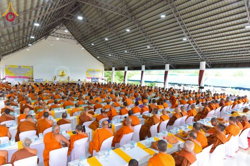 ภาพ No.230516:วันอาทิตย์ที่ 29 มิถุนายน พ.ศ. 2568  งานสัมมนาคณะสงฆ์จังหวัดอำนาจเจริญ โครงการกฐินสามัคคีทั่วไทย 30,000 วัด บูชาธรรม 81 ปี หลวงพ่อธัมมชโย และพิธีถวายสังฆทาน 409 วัด ครบรอบ 9 ปี ณ ธุดงคสถานอำนาจเจริญ