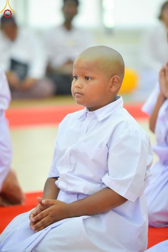 ภาพ No.133335:พิธีบรรพชาสามเณร ในโครงการบรรพชาสามเณร ฟื้นฟูพระพุทธศาสนาทั่วไทย ณ ศูนย์ปฏิบัติธรรมจันทบุรี วันพุธที่ 3 เมษายน พ.ศ. 2567