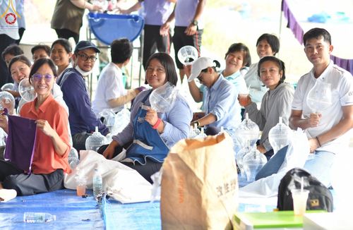 ภาพ No.127436:V.31 ทุ่มเทเพื่อบางกล่ำ การเตรียมงานของเจ้าหน้าที่หน่วยงานต่างๆ  เพื่องานธรรมยาตราอัญเชิญพระบรมสารีริกธาตุ ประดิษฐาน ณ มหารัตนเจดีย์สิริปทุมสวรรค์ (เจดีย์อริยพุทธะ 5 พระองค์) ณ ศูนย์ปฏิบัติธรรมภาคใต้ อ.บางกล่ำ จ.สงขลา ระหว่างวันที่ 9-10 มีนาคม พ.ศ. 2567