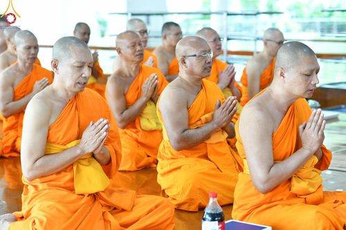 ภาพ No.182326:พิธีถวายภัตตาหารเมนูสวรรค์ "เพื่อการบรรลุธรรม" วันเสาร์ที่ 14 ธันวาคม พ.ศ. 2567 ณ หอฉันคุณยายอาจารย์ฯ วัดพระธรรมกาย