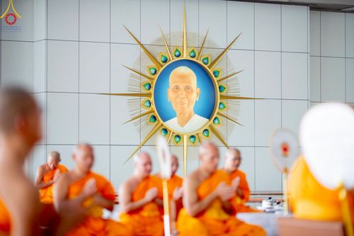 ภาพ No.213255:วันศุกร์ที่ 28 มีนาคม พ.ศ. 2568 (วันพระ แรม 15 ค่ำ เดือน 4) พิธีบุพเปตพลี ครั้งที่ 161 ร่วมอุทิศบุญแด่หมู่ญาติที่ล่วงลับไปแล้ว และสืบทอดอายุพระพุทธศาสนา ณ หอฉันคุณยายอาจารย์ฯ วัดพระธรรมกาย