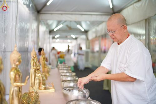 ภาพ No.137914:กิจกรรมวันวิสาขบูชา  ศูนย์ปฏิบัติธรรมกัวลาลัมเปอร์ ประเทศมาเลเซีย ระหว่างวันที่ 19-22 พฤษภาคม พ.ศ. 2567