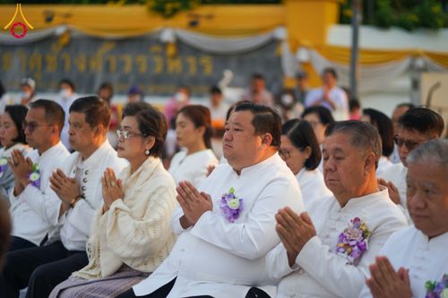 ภาพ No.208639:ตักบาตรพระ 1,743 รูป ครบรอบ 743 ปี นครน่าน ถวายเป็นพุทธบูชา น้อมบุญกุศลอุทิศให้บรรพบุรุษ วันอาทิตย์ ที่ 16 กุมภาพันธ์ พ.ศ. 2568 ณ ถนนคนเดินข่วงเมืองน่าน ต.ในเวียง อ.เมือง จ.น่าน