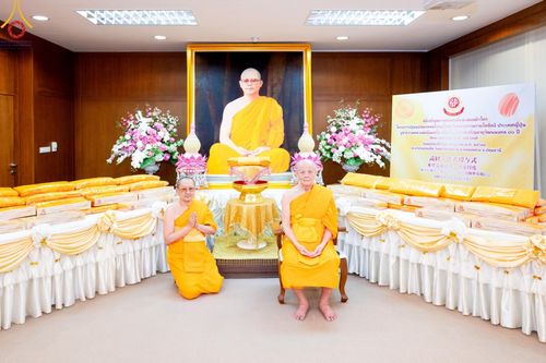 ภาพ No.145903:พิธีเจริญพระพุทธมนต์และมอบผ้าไตร โครงการปฐมอุปสมบทสมโภช วัดพระธรรมกายโทชิหงิ ประเทศญี่ปุ่น บูชาธรรมหลวงพ่อธัมมชโย เนื่องในโอกาสเจริญอายุวัฒนมงคล 80 ปี (22 เมษายน พ.ศ.2567) วันพฤหัสบดีที่ 25 กรกฎาคม พ.ศ. 2567 ณ อาศรมบัณฑิต วัดพระธรรมกาย จัดโดย คณะศิษยานุศ