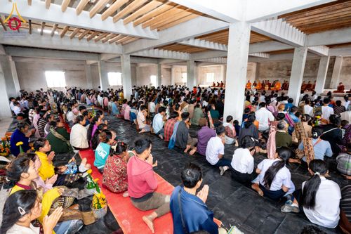 ภาพ No.173267:พิธีทอดกฐินต่างประเทศ ในนามหลวงพ่อธัมมชโย ณ วัดสิริวิเวก เพื่อถวายที่ดินส่วนขยาย 200 ไร่ แขวงจำปาสัก สปป. ลาว วันพุธที่ 30 ตุลาคม พ.ศ. 2567