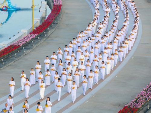 ภาพ No.180524:พิธีบรรพชาอุปสมบท โครงการอุปสมบทบูชาธรรมมหาปูชนียาจารย์ ประจำปีพุทธศักราช 2567 วันเสาร์ที่ 7 ธันวาคมพ.ศ. 2567 ณ วัดพระธรรมกาย จ.ปทุมธานี