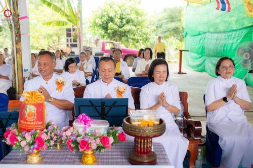 ภาพ No.165396:พิธีทอดกฐิน ณ วัดพุทธิสารโนนทอง อ.คอนสวรรค์ จ.ชัยภูมิ ในโครงการกฐินสามัคคีทั่วไทย 30,000 วัด บูชาธรรม 80 ปี หลวงพ่อธัมมชโย โดยคณะศิษยานุศิษย์วัดพระธรรมกาย วันที่ 21 ตุลาคม พ.ศ. 2567