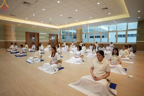 ภาพ No.153569:โครงการปฏิบัติธรรม อุบาสก อุบาสิกาแก้ว รุ่นที่ 1 ผู้แทนทอดกฐินสามัคคีสามหมื่นวัดทั่วไทย ระหว่างวันที่ 6-8 กันยายน พ.ศ. 2567 ณ World Peace Valley จัดโดย ภาคนครหลวง 3