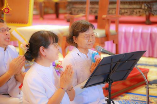 ภาพ No.181295:พิธีบรรพชาอุปสมบท ณ วัดบางโฉลงใน อ.บางพลี จ.สมุทรปราการ  วันที่ 7 ธันวาคม พ.ศ. 2567 ในโครงการอุปสมบทหมู่ บูชาธรรมมหาปูชนียาจารย์ ปี 2567 โดยทีมงานลูกพระธัมฯ  ศูนย์ปฏิบัติธรรมสมุทรปราการ