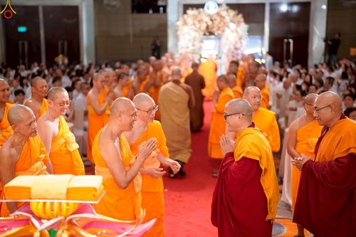 ภาพ No.271432:วันอาทิตย์ที่ 26 ตุลาคม พ.ศ. 2568 พิธีกล่าวสุนทรพจน์รวมสงฆ์ 3 นิกาย  ในวาระครบรอบ 30 ปีวัดพระธรรมกายไทเป