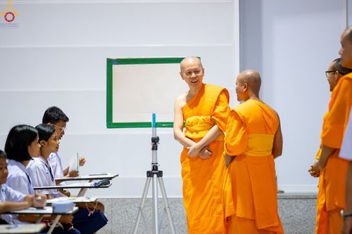 ภาพ No.104245:โครงการตอบปัญหาธรรมะทางก้าวหน้า ครั้งที่ 41 รอบชิงชนะเลิศระดับชาติ วันเสาร์ที่ 23 ธันวาคม พ.ศ. 2566 ณ ห้องแก้วสารพัดนึก วัดพระธรรมกาย จัดโดย ชมรมพุทธศาสตร์สากล