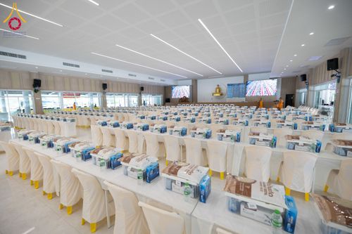 ภาพ No.212416:วันเสาร์ที่ 22 มีนาคม พ.ศ. 2568 พิธีถวายสังฆทานแด่คณะสงฆ์ 323 วัด ปีที่ 21 ครั้งที่ 175 พิธีมอบกองทุนหนุนแรงใจช่วยครูใต้ ปีที่ 18 ครั้งที่ 139 และพิธีทำบุญอุทิศส่วนกุศลให้ผู้วายชนม์ ณ ศูนย์ปฏิบัติธรรมภาคใต้ อำเภอบางกล่ำ จังหวัดสงขลา