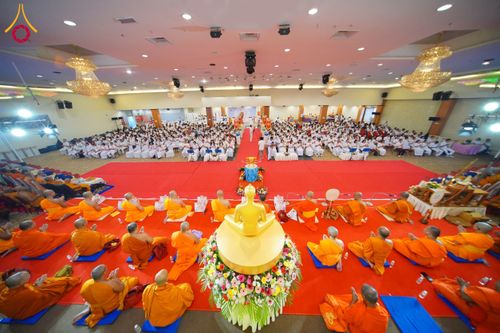 ภาพ No.173845:พิธีทอดกฐิน วัดภาวนาปีนัง ประเทศมาเลเซีย วันที่ 31 ตุลาคม พ.ศ. 2567